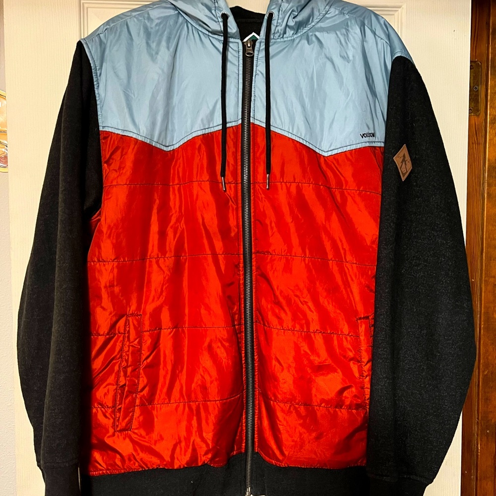 Mens Volcom jacket size large in great condition